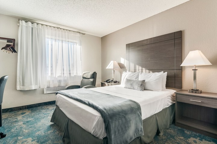 Room 16 of 35