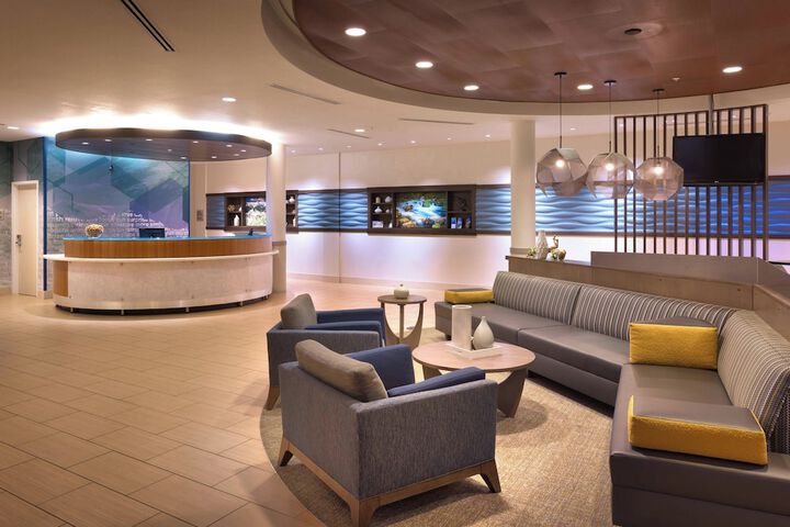Hotel Interior 7 of 28