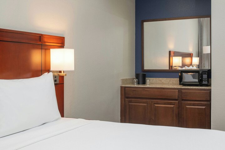 Courtyard by Marriott Shreveport Airport