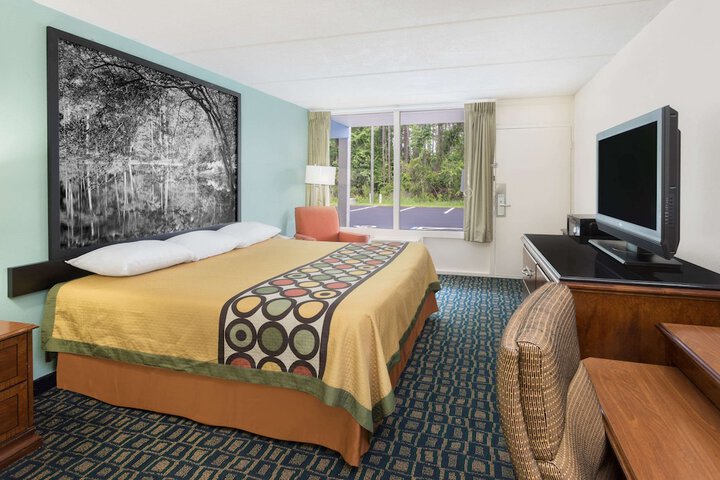 Room 22 of 23