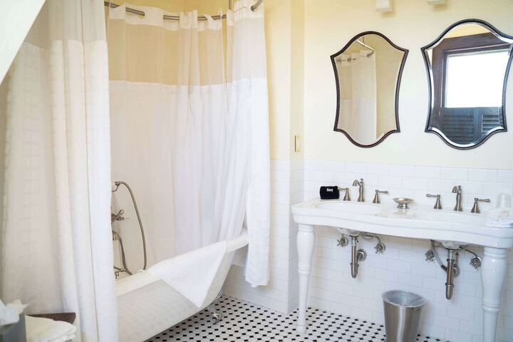 Sheridan Inn Best Western Signature Collection