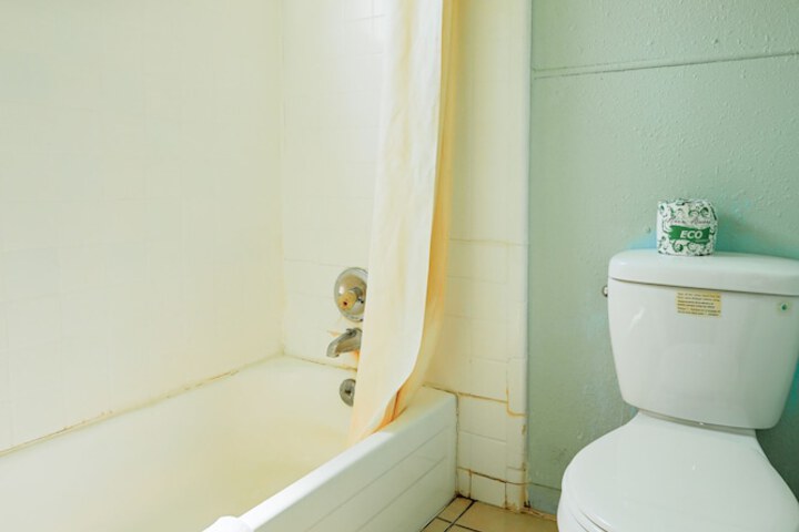Room 15 of 23