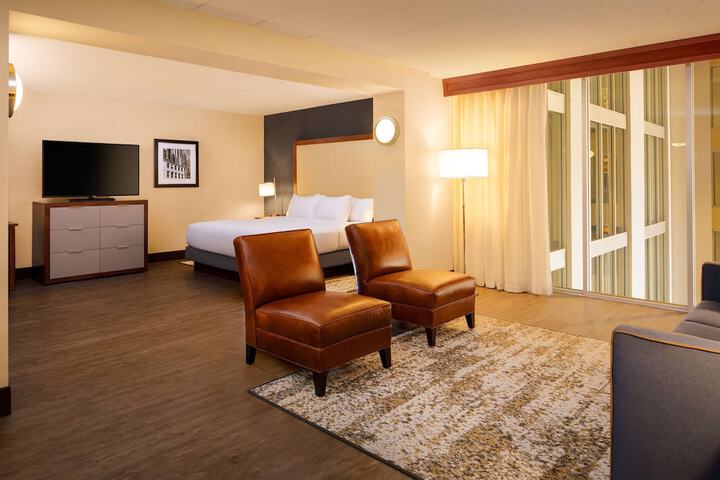 DoubleTree by Hilton Pittsburgh - Cranberry