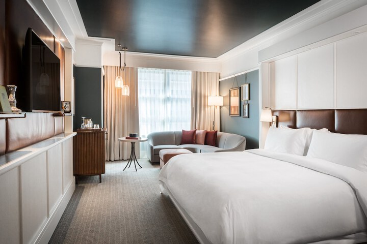 Room 21 of 73