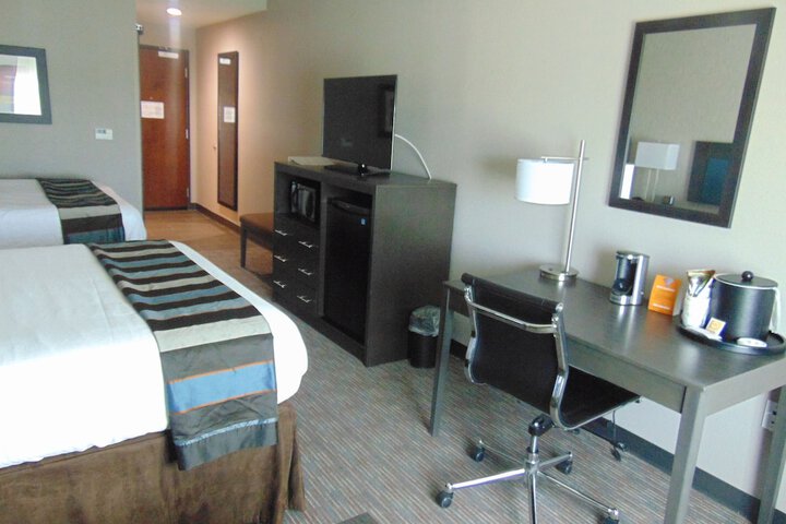 Room 17 of 42