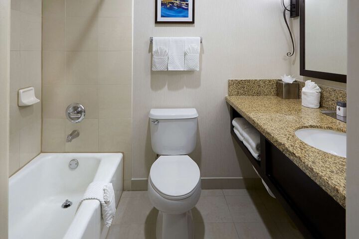 Room 14 of 60
