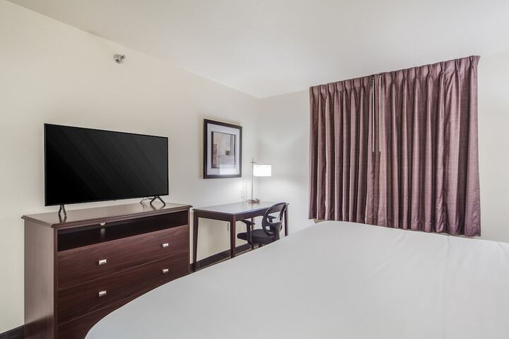 Room 57 of 76