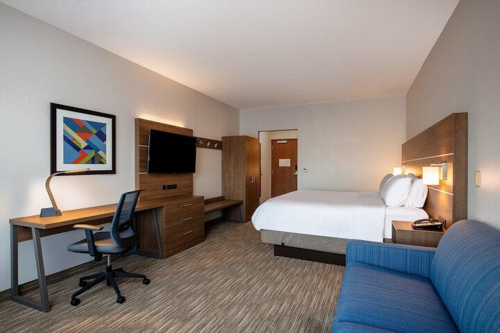 Room 40 of 62
