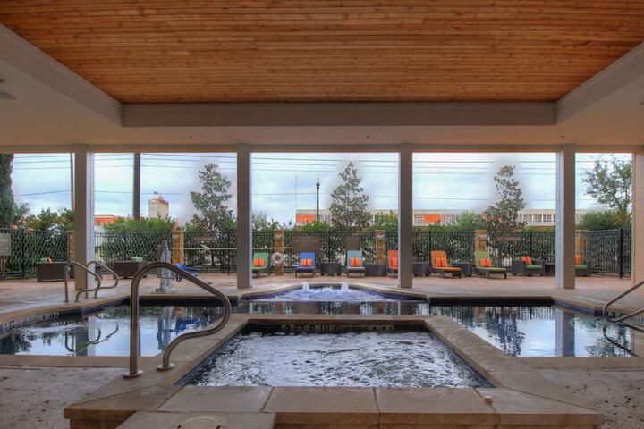 Hotel Indigo WACO - BAYLOR by IHG