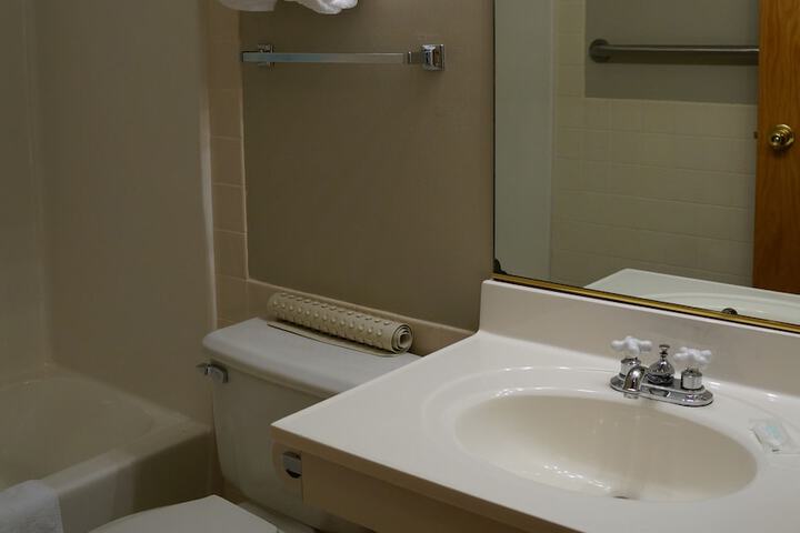 Room 20 of 35