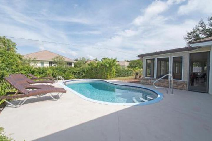 Starfruit Beach House