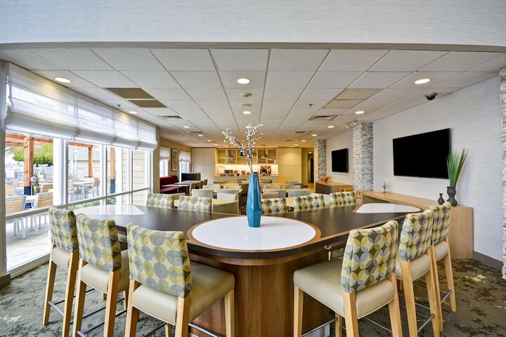 Homewood Suites by Hilton Oakland-Waterfront