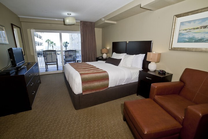 DeSoto Beach Hotel