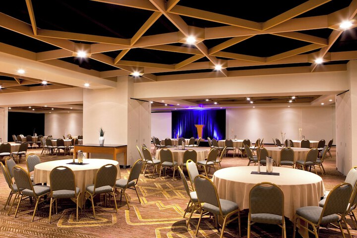 Marriott Phoenix Resort Tempe at the Buttes