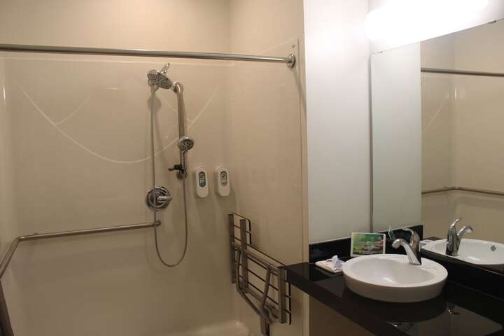 Room 21 of 53