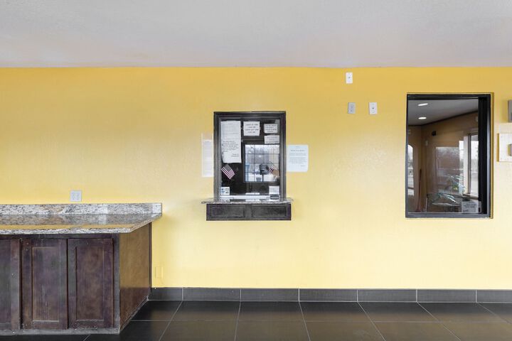 Hotel Interior 8 of 25