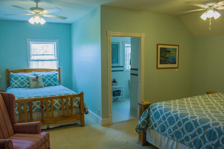 Room 98 of 121