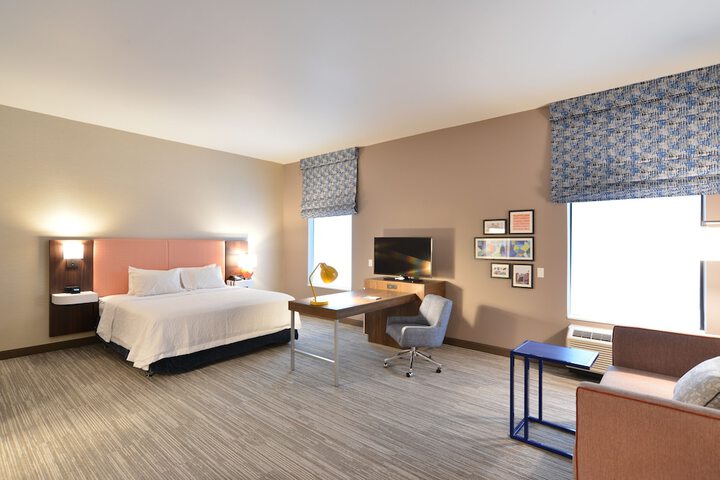 Hampton Inn & Suites Menomonie-UW Stout
