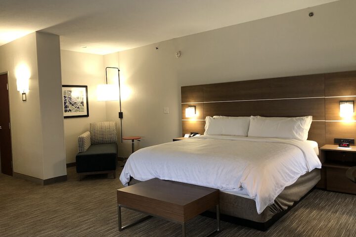 Room 26 of 71