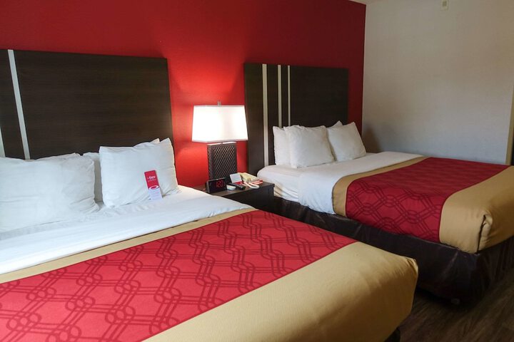 Room 12 of 31