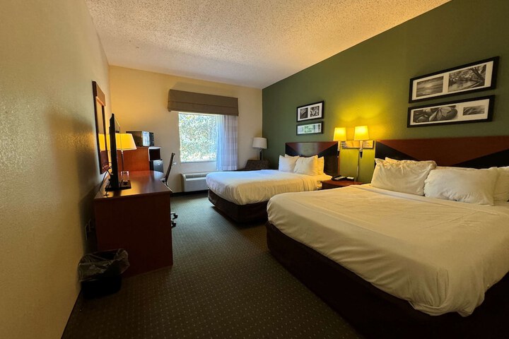 Room 15 of 20