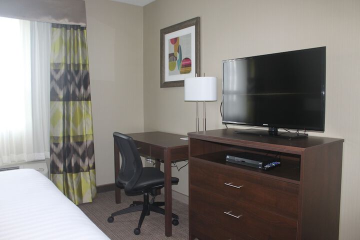 Room 16 of 27