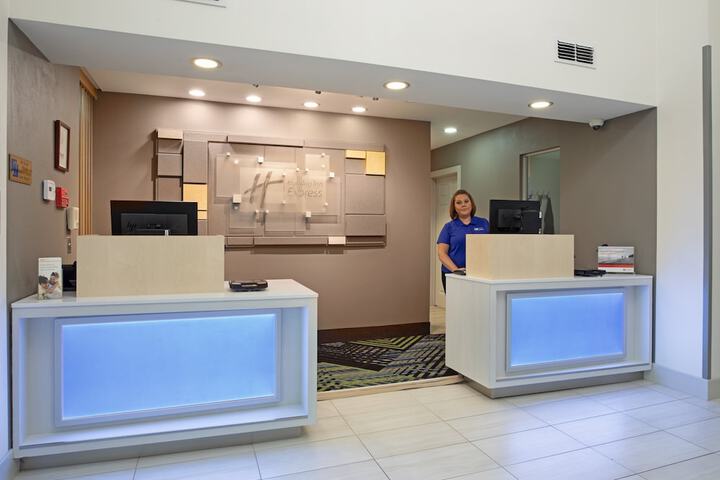Hotel 4 of 44