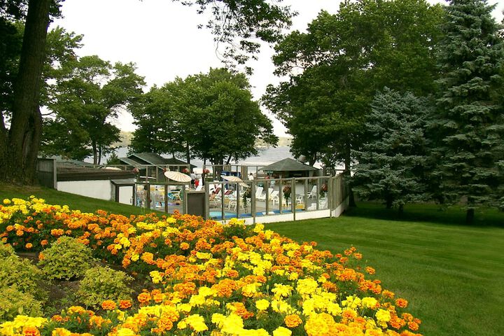 Craguns Resort & Hotel