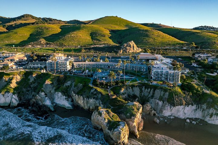 SeaCrest OceanFront Hotel
