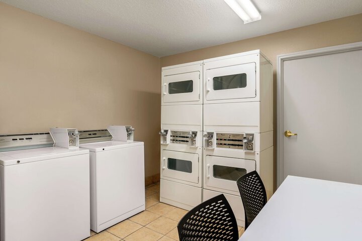 Homewood Suites by Hilton Providence / Warwick