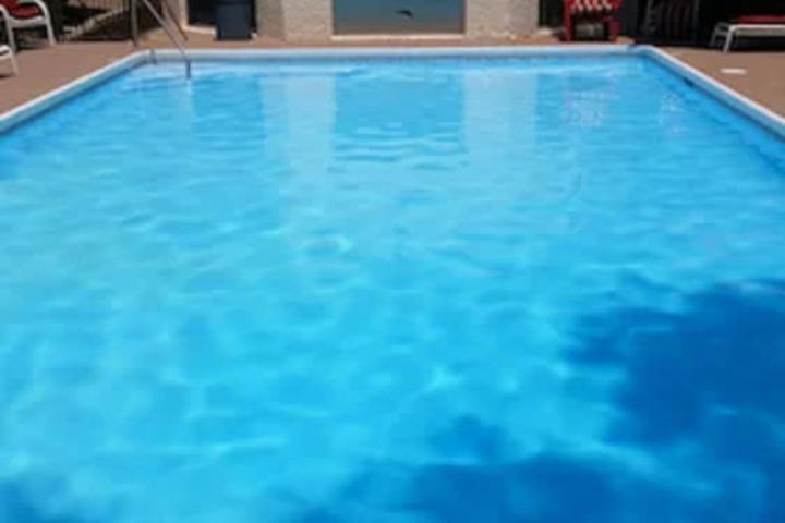 Pool 4 of 44