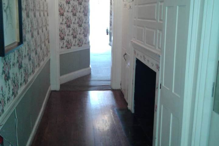 Ballroom/Hall 37 of 42