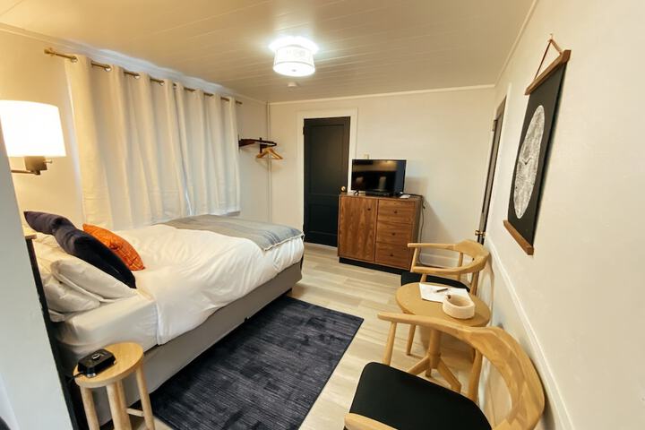 Room 81 of 229
