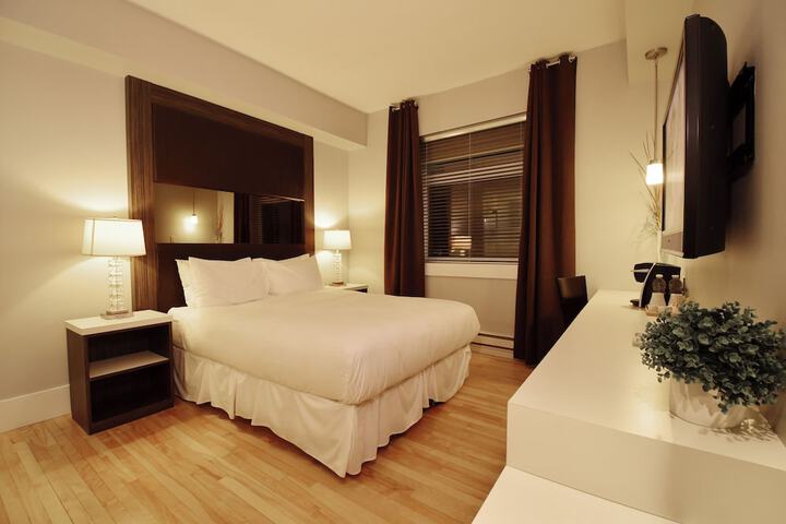 Room 44 of 50
