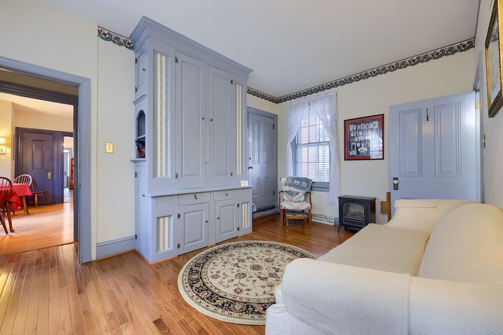 Room 25 of 45