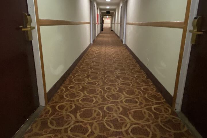 Ballroom/Hall 11 of 12