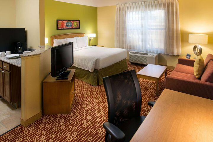 Room 16 of 21