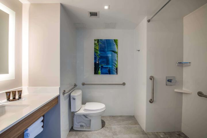Room 20 of 40