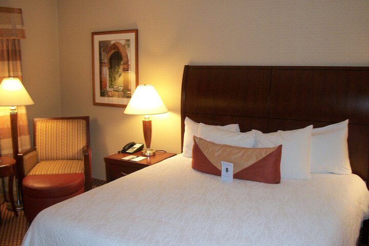 Room 35 of 72