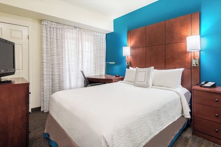 Room 9 of 21