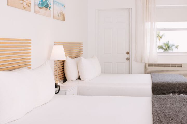 Room 33 of 90