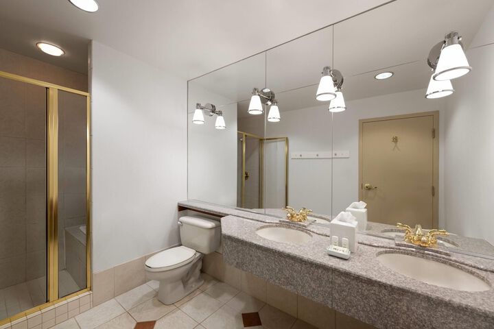 Lakeview Signature Trademark Collection by Wyndham