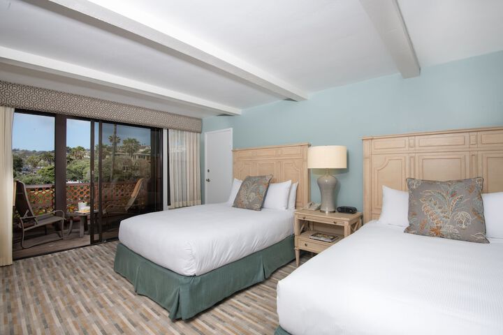Room 45 of 122