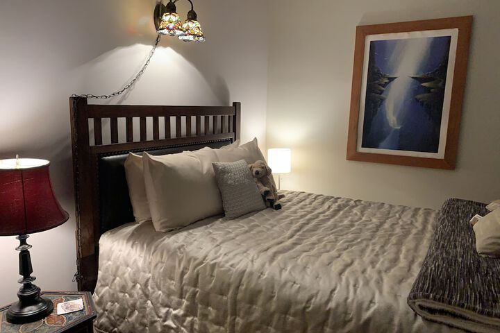 Mountain Meadows Inn