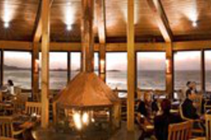 Dining 26 of 40