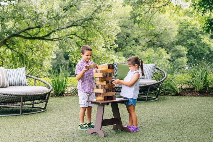 Childrens Activities 161 of 171