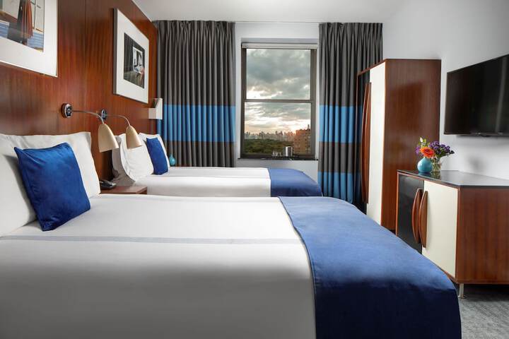 Room 4 of 43