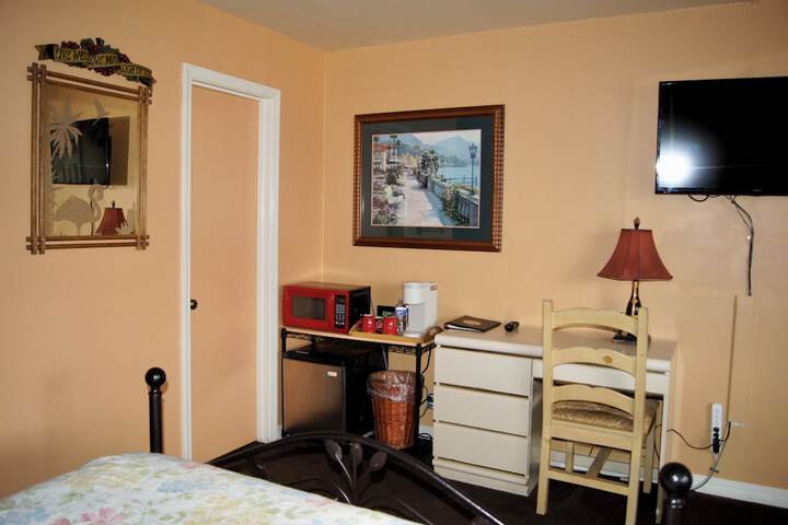Room 38 of 65