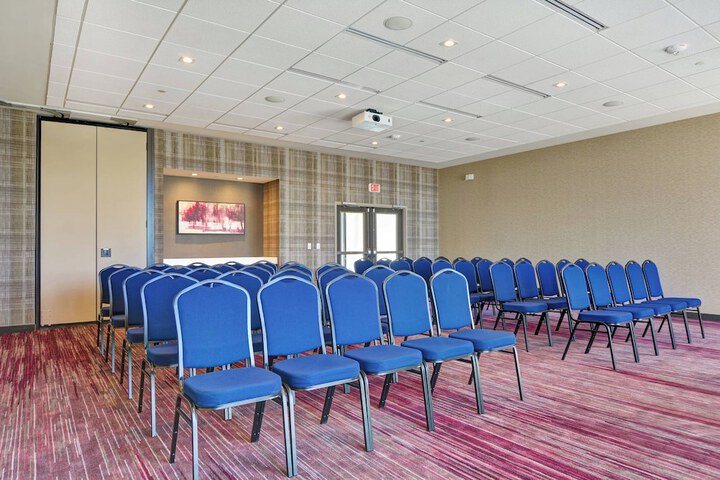 Courtyard by Marriott Bentonville Rogers Promenade