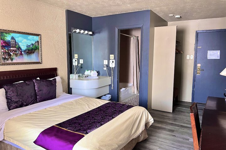 Room 45 of 59